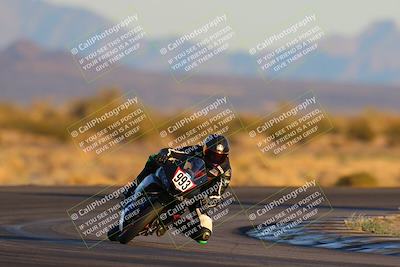 media/Jan-21-2023-CVMA (Sat) [[b9eef8ba1f]]/Race 13 500 Supersport-350 Supersport/